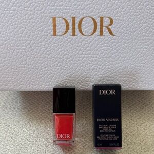 New Dior Vernis Nail Polish 330 Coral Pop Limited Edition Summer 2025 Collection